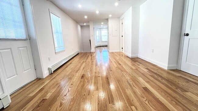 Foto del edificio - 50 Conant St