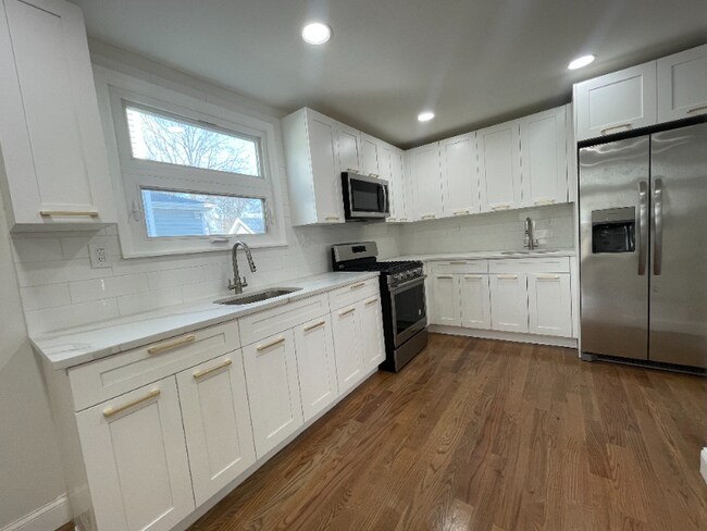 Foto del edificio - 2724 Summit Terrace