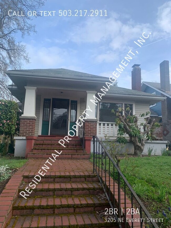 Foto del edificio - Laurelhurst Portland Bungalow on Corner Lot!