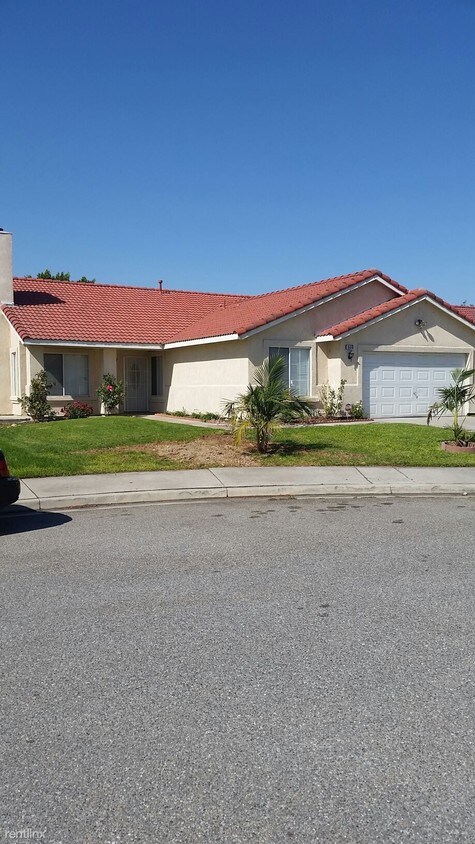 Primary Photo - 15016 Holly Dr