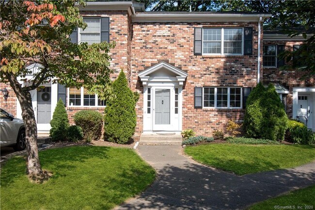 Building Photo - 81 Tunxis Vlg