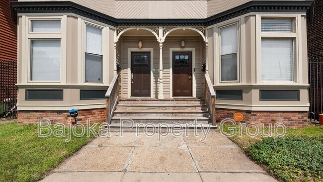Foto del edificio - 1510 Trumbull St