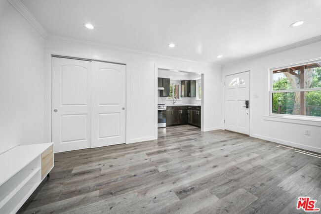 Foto del edificio - 238 Thorne St