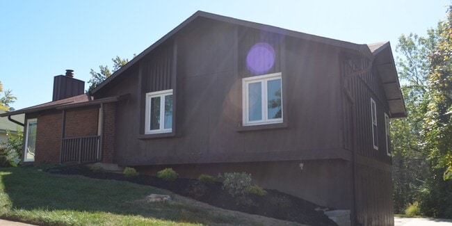 Foto del edificio - Home for rent in Creve Couer- 3 Bed 2 1/2 ...