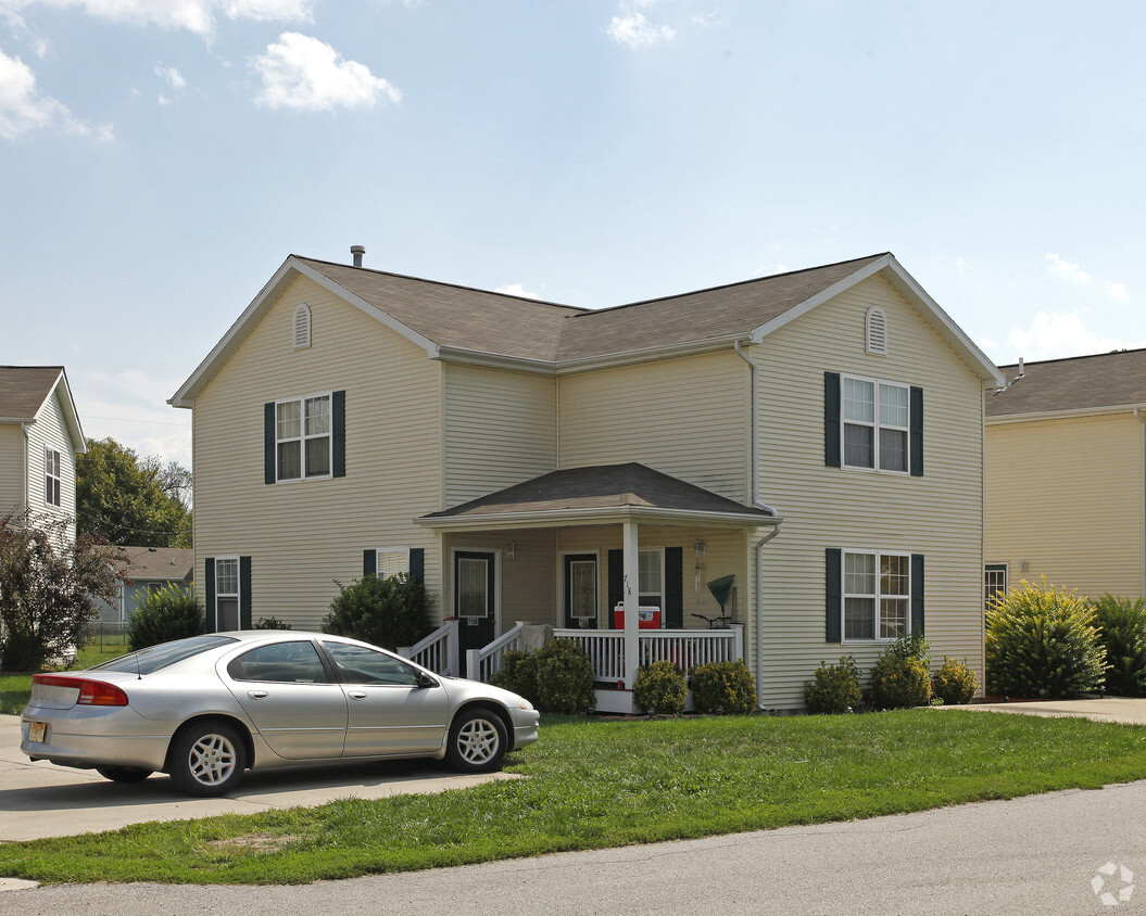 Building Photo - 710-728 Connor Dr