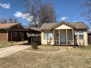Building Photo - 2725 NW 57th St