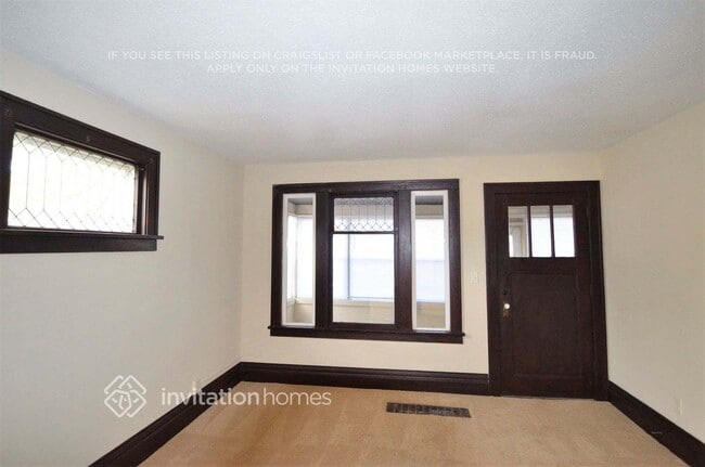 Foto del edificio - 745 Oakdale Ave