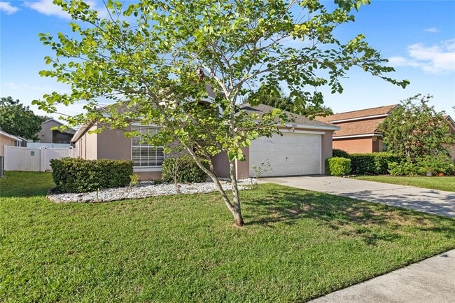 Building Photo - 15451 Markham Dr