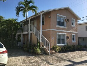 Building Photo - 4565 N Ocean Dr