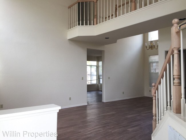 Foto del edificio - 7470 Mason Heights Ln