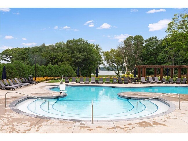 Foto del edificio - 4730 Bottlebrush Ln
