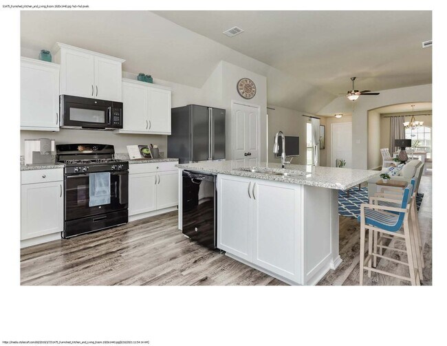 Foto del edificio - COMING SOON.... LIKE NEW - 3 Bedroom, 2 Ba...