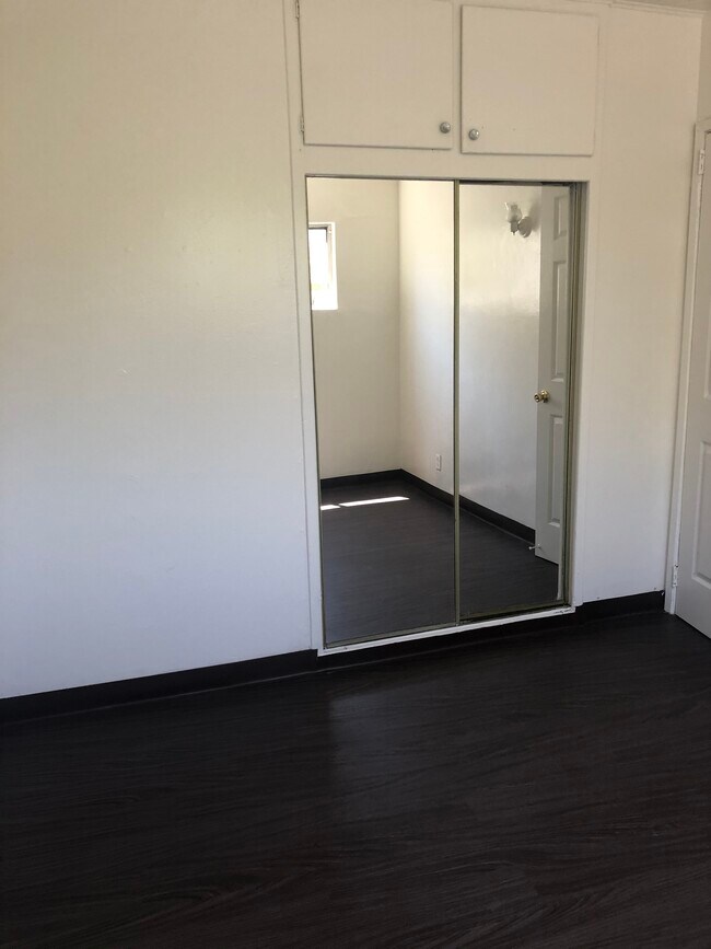 BEDROOM - 1332 W 60th St