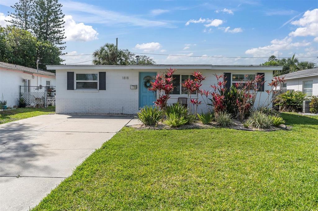 Foto principal - 1818 Nevada Ave NE