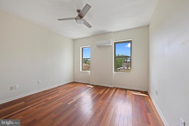 Building Photo - 1430 McCulloh St