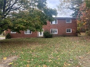 Building Photo - 476 Graham Rd
