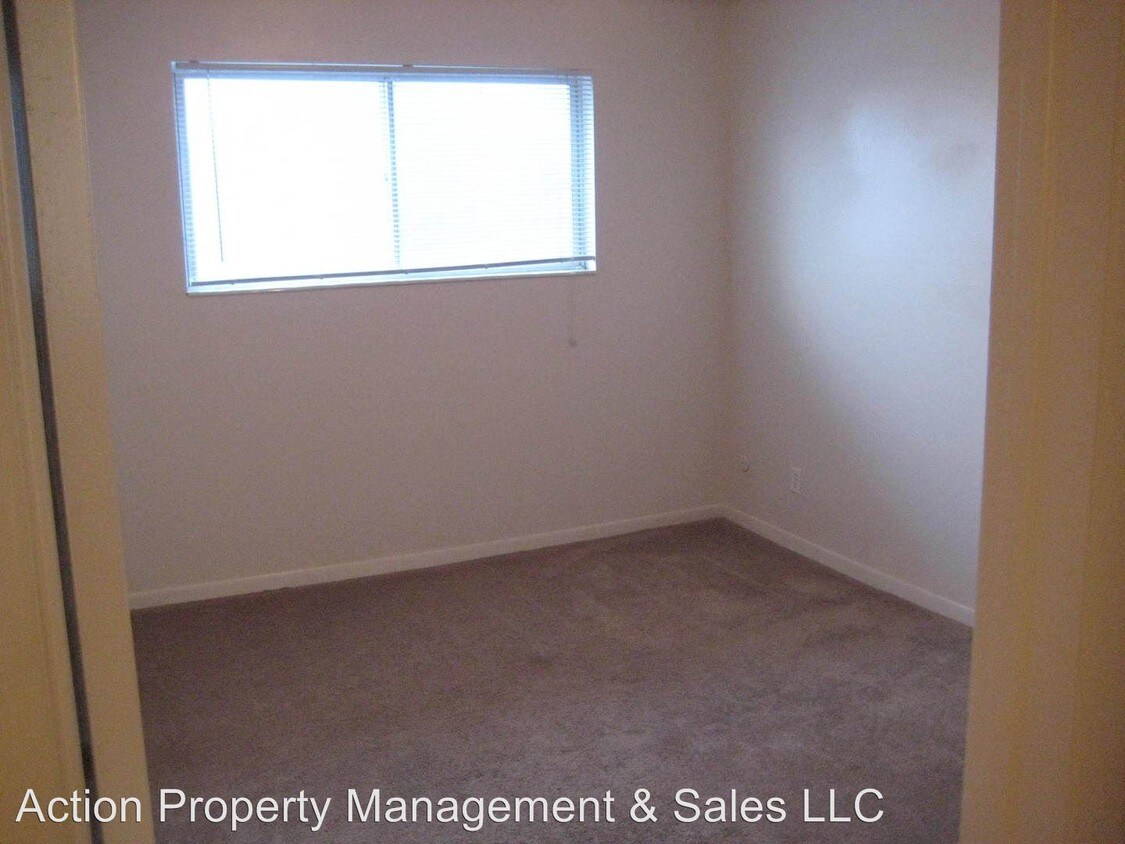 Building Photo - 1462 S 605 E