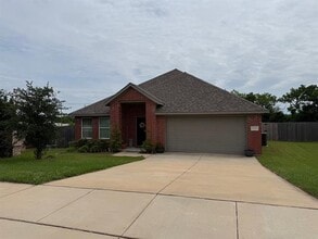 Building Photo - 100 W N Creek Dr