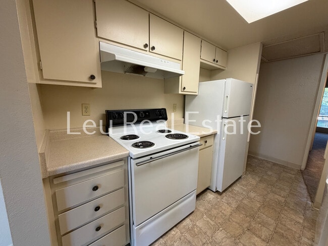 Photo - 1009 Fulton Ave Apartment