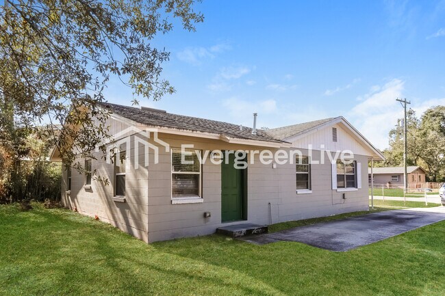 Foto del edificio - 9581 Aberdare Ave W