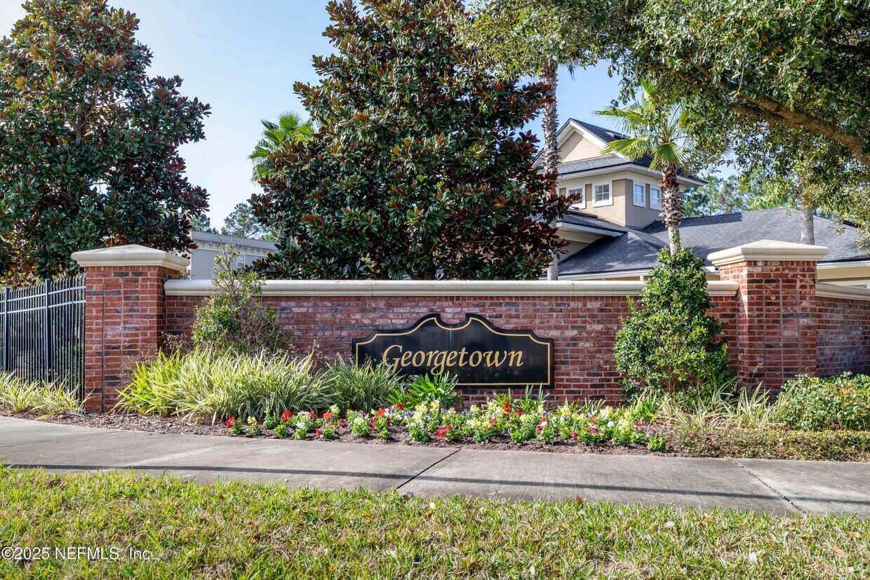Foto principal - 4459 Ellipse Dr
