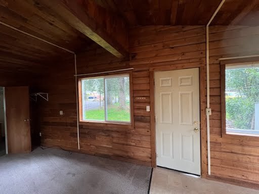 Building Photo - Cabin Rental w/ Large Front Yard!