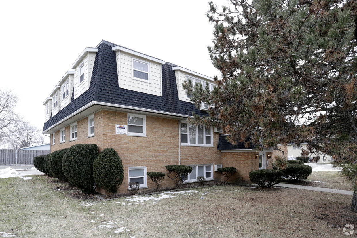 Primary Photo - 9727 Lorraine Dr