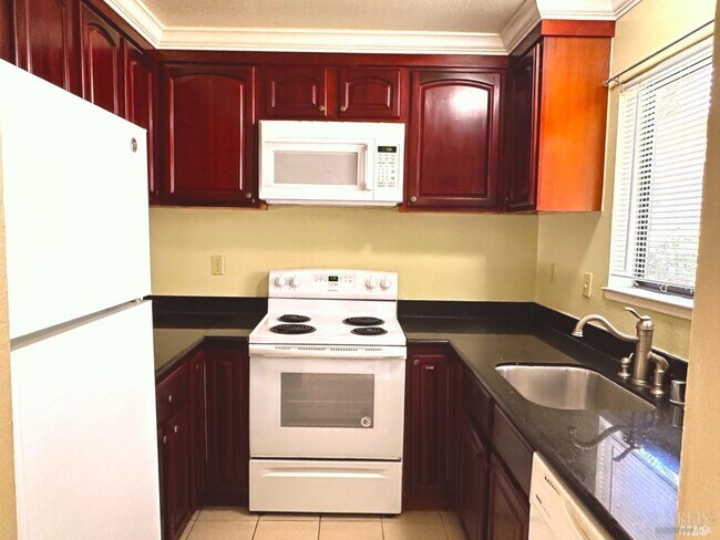 Foto del edificio - 2161 Northwood Cir