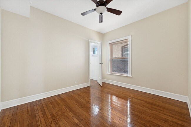 Foto del edificio - 7746 S East End Ave