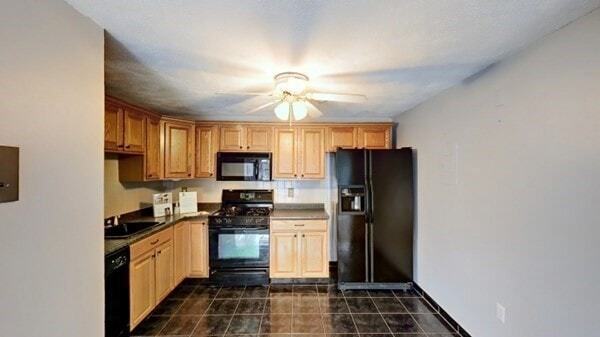 Photo - 18 Kenmar Dr Apartment