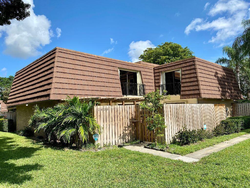 2438 24th Ln, Palm Beach Gardens, FL 33418 Townhome Rentals in Palm