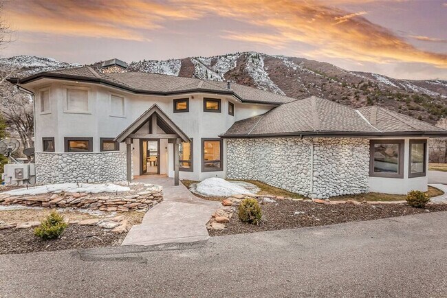 Building Photo - 26513 CO-82