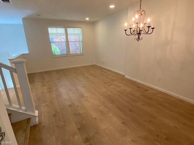 Building Photo - 114 Boston Fern Common