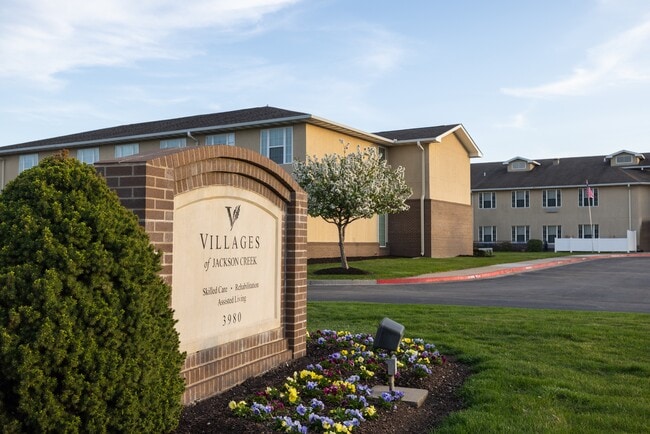 Exterior View of Assisted Living - Villages of Jackson Creek