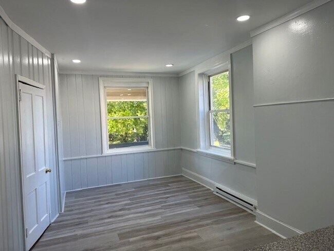 Building Photo - 151 S 18th St