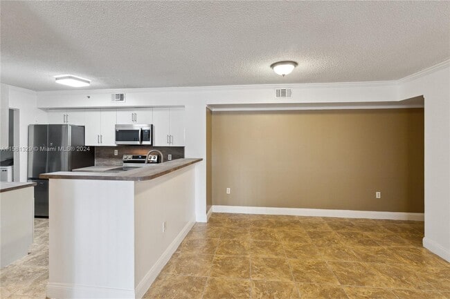 Building Photo - 2123 Renaissance Blvd