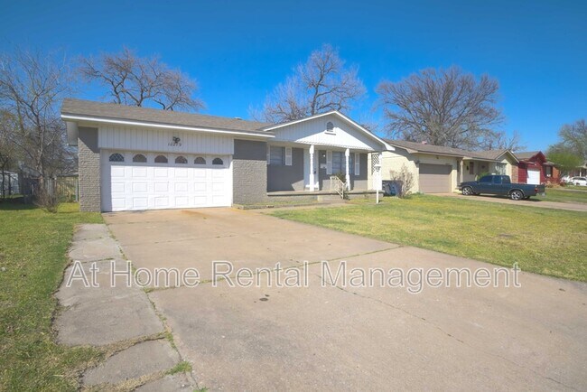 Foto del edificio - 10219 E 7th St