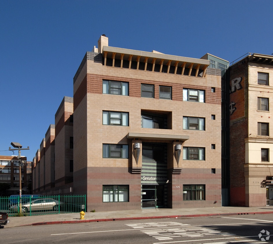 Primary Photo - Hotel Senator