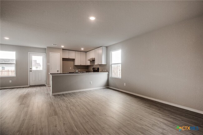 Building Photo - 2623 Pechora Pipit