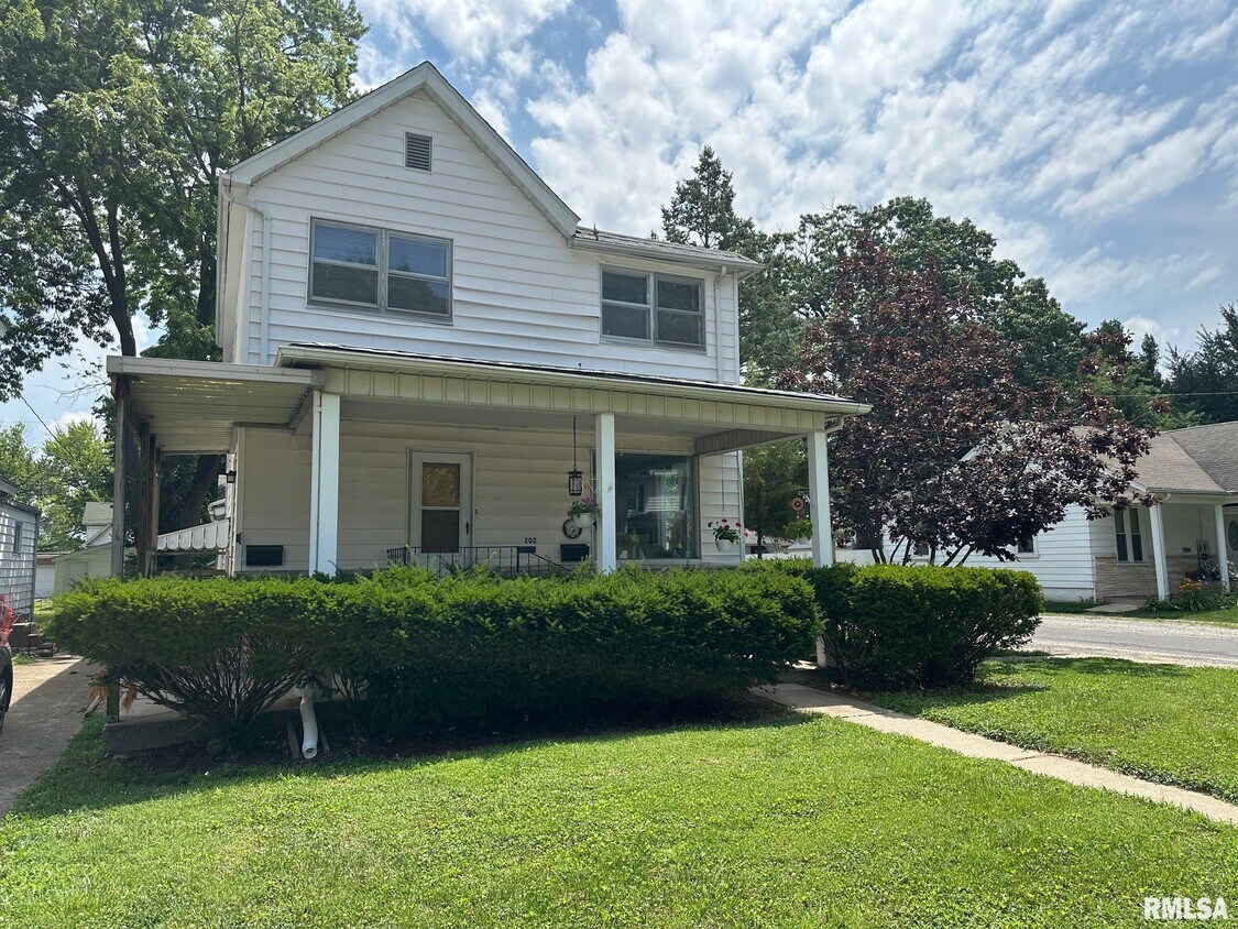 Foto principal - 202 N State St