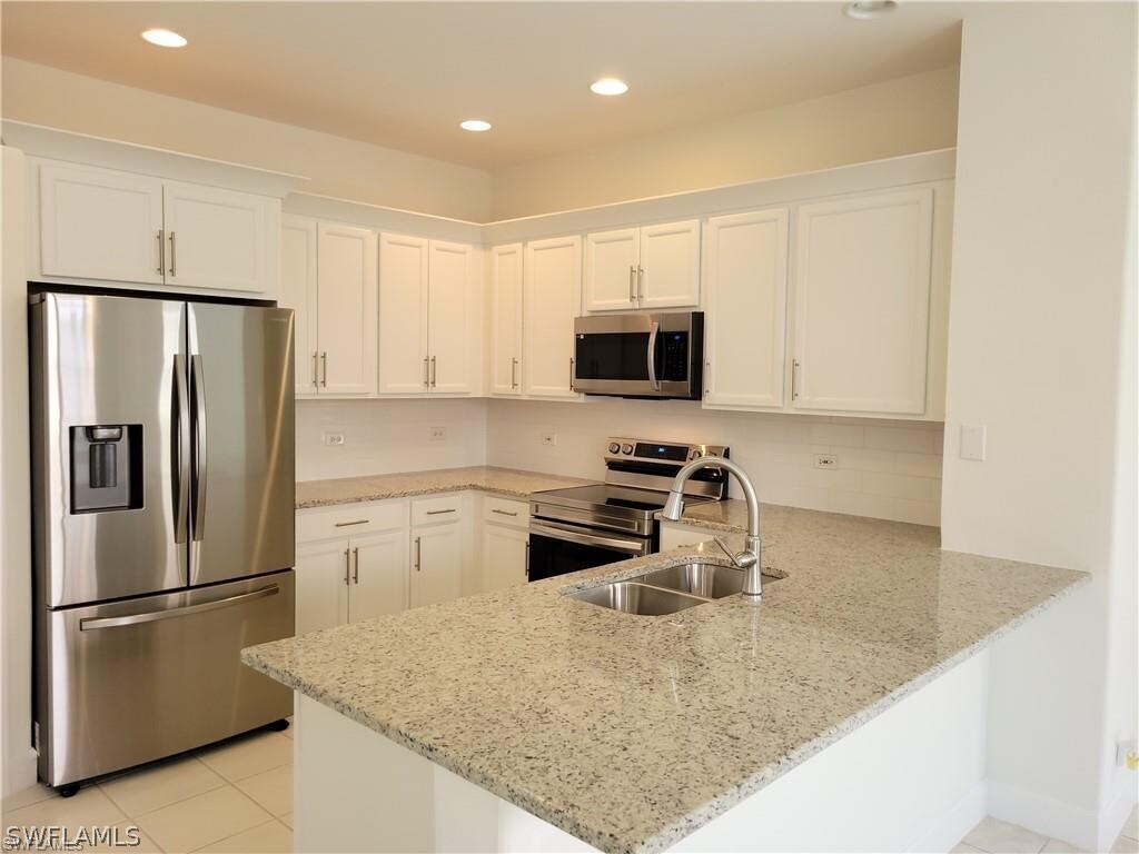 Primary Photo - 8801 Middlebrook Dr