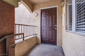 Building Photo - 7885 W Flamingo Rd
