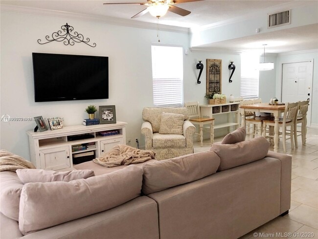 Building Photo - 1372 Veracruz Ln