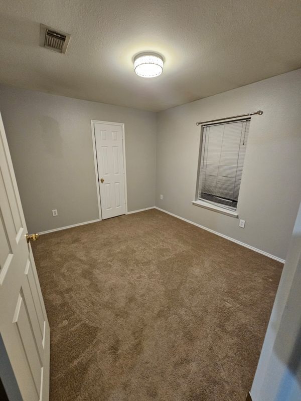Building Photo - 6414 Macquarie Dr