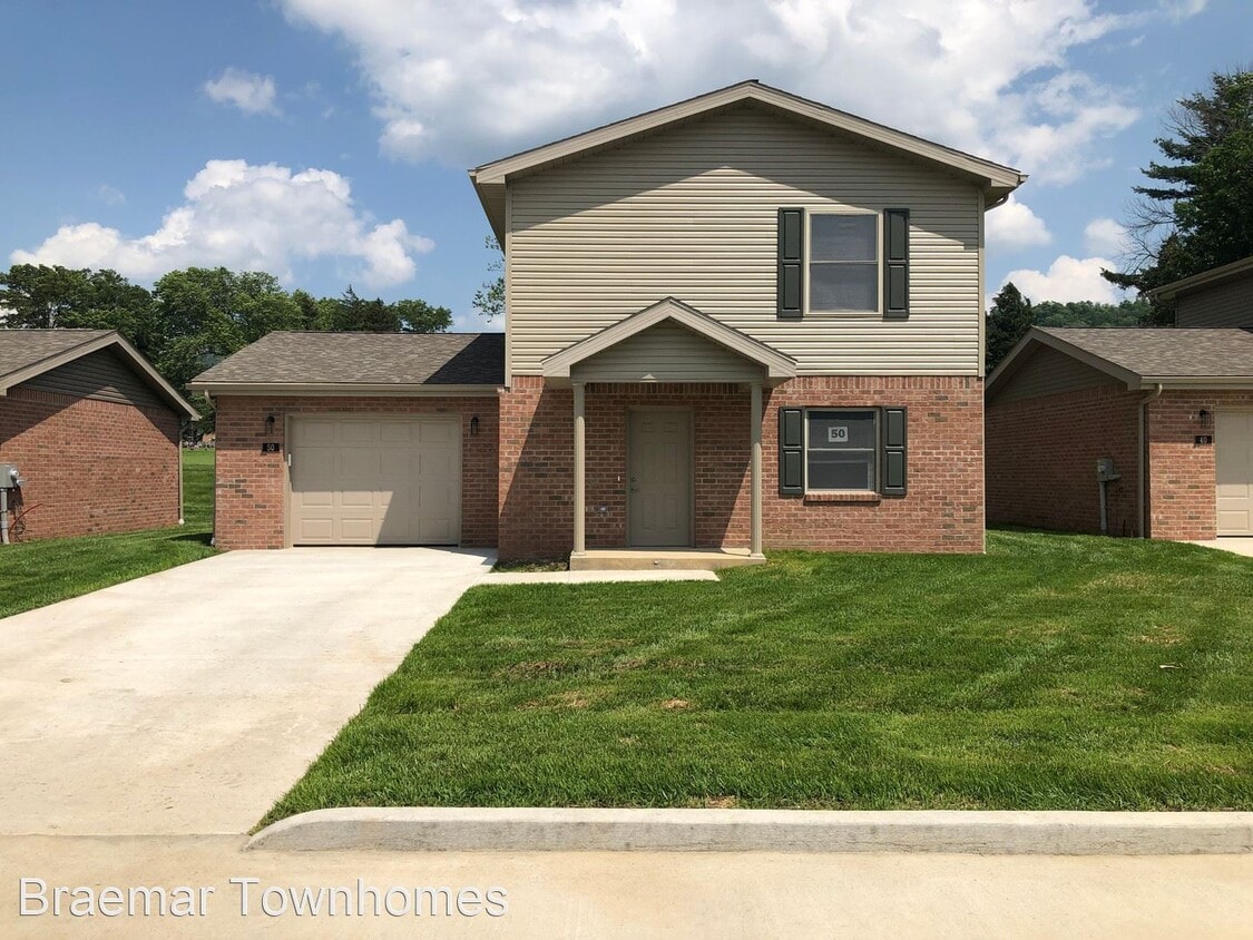 Primary Photo - 3 br, 2 bath House - Mornings Circle