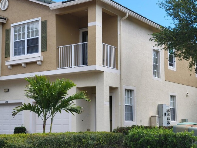 Foto del edificio - 3031 SE Lexington Lakes Dr