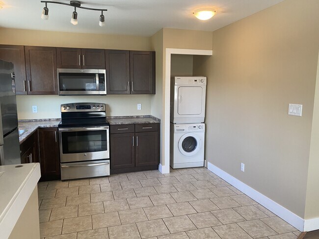 Photo du bâtiment - 498 Menzies Ridge Dr