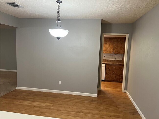 Foto del edificio - 11318 Beauvoir Dr