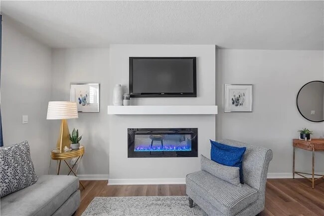 Building Photo - 354 Juniper Dr