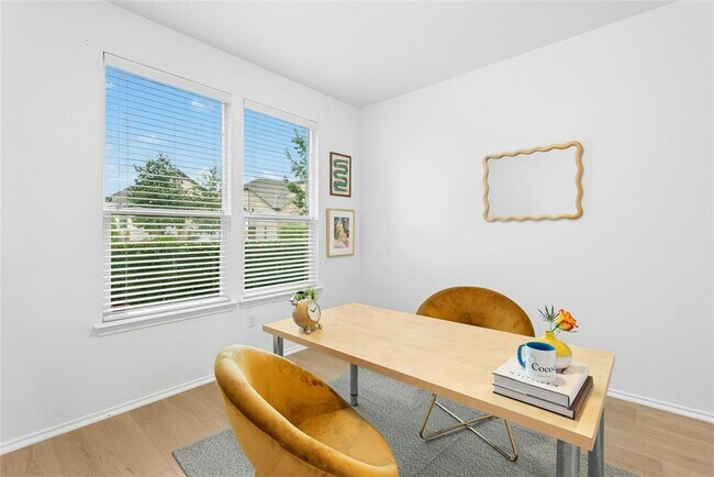 Foto del edificio - 7604 Peccary Dr